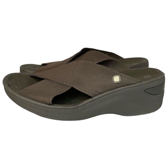 BZees Desire Slides Womens Size 7.5 Taupe Gray Slip On Wedge Criss Cross Sandals - Picture 4 of 8
